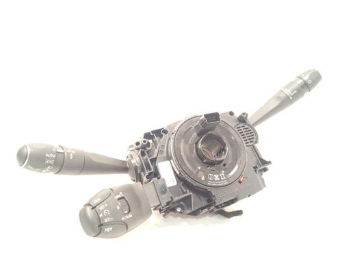 Used Steering column stalk Steering column stalk PEUGEOT 3008 II SUV (MC_, MR_, MJ_, M4_) 1.2 THP/ PureTech 130 (MRHNSM, MRHNSU, MRHNSJ, MRHNYW,... (131 hp) 24739133 24739133