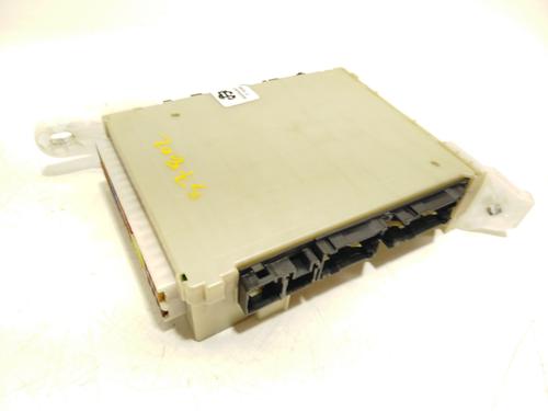 Fuse box TOYOTA COROLLA Saloon (_E21_) 1.8 VVTi Hybrid (ZWE211, MZEA12) | BP33324742E1 - Image 5