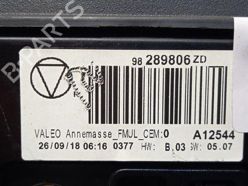 Display CITROËN C4 CACTUS 1.5 BlueHDi 120 | BP24125258C48