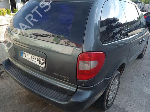 Left headlight CHRYSLER VOYAGER IV (RG, RS) 2.4 | BP18906432C28 