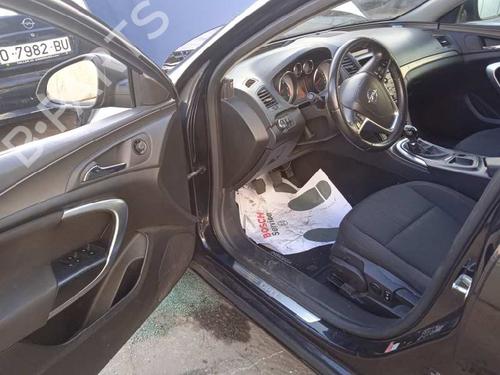 Fuse box OPEL INSIGNIA A Sports Tourer (G09) 2.0 CDTI (35) | BP10728632E1 