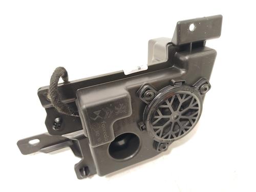 Used Speaker Speaker PEUGEOT 308 III (FB_, FH_, FP_, F3_, FM_) PureTech 130 (FPHNSL, FPHNST) (131 hp) 35726631 35726631