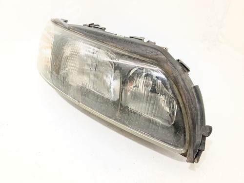 Right headlight VOLVO S60 I (384) D5 | BP35799331C29 - Image 2
