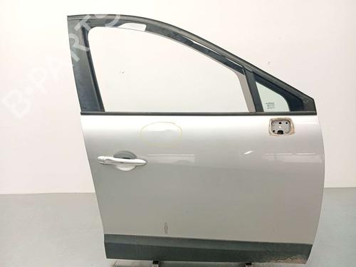 Used Right front door Right front door 39204523 39204523