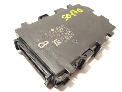 Used Electronic module TOYOTA YARIS (_P13_) 1.5 (NSP131_) (112 hp) 12683628