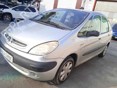 Right headlight CITROËN XSARA PICASSO (N68) 2.0 HDi | BP14967639C29