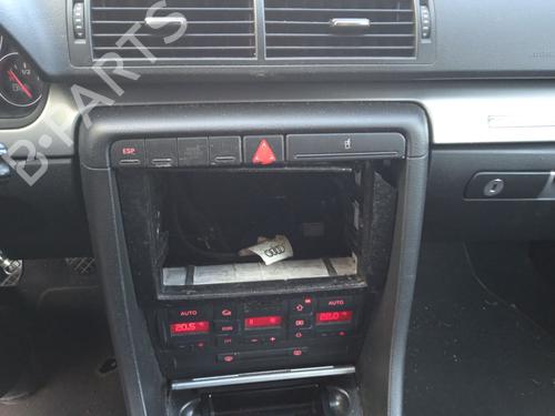 Vindusheismekanisme venstre foran AUDI A4 B6 Avant (8E5) 2.5 TDI quattro | BP29207227C22 