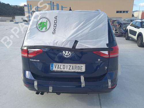 Gear lever VW TOURAN (5T1) 2.0 TDI | BP32451351M90 