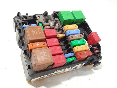 Used Fuse box PEUGEOT 208 II (UB_, UP_, UW_, UJ_) 1.2 PureTech 130 (131 hp) 28585047