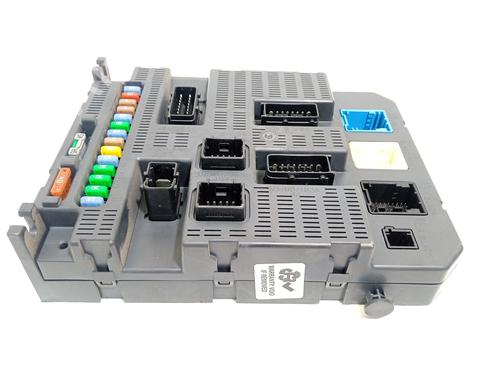 Fuse box PEUGEOT 308 I (4A_, 4C_) 1.6 16V | BP19265464E1 