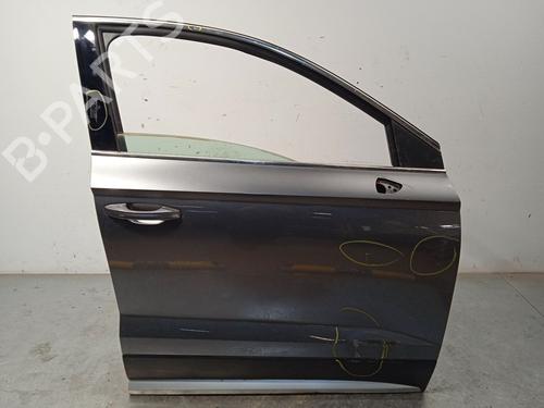 Used Right front door Right front door 25627630 25627630