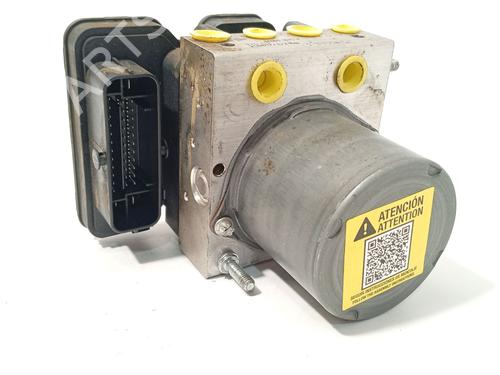 Used ABS pump RENAULT CLIO V (B7_) 1.0 SCe 65 (B7MR) (65 hp) 31010751