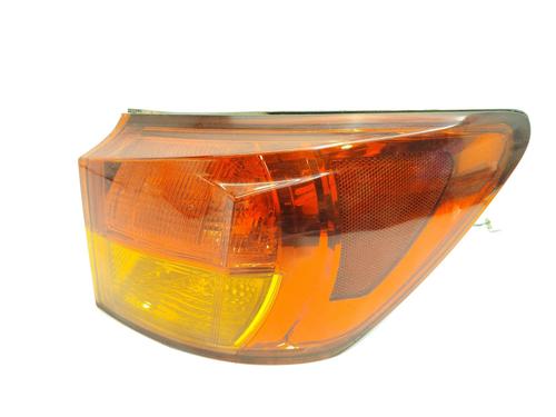 right-taillight-lexus-is-ii-_e2_-2005-2006-2007-2008-2009-2010-2011-2012-2013-26170388 main image