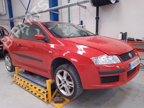 Used Parts FIAT STILO (192_)  1.9 JTD (192_XE1A)  4613136