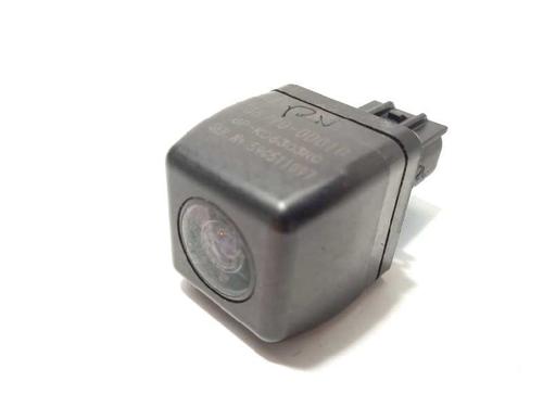 Used Electronic module TOYOTA YARIS (_P13_) 1.5 Hybrid (NHP130_, NHP130) (101 hp) 13108442