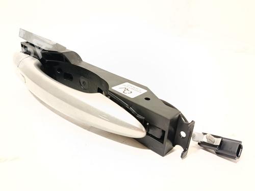 front-right-exterior-door-handle-nissan-qashqai-iii-j12-2021-36131681 main image