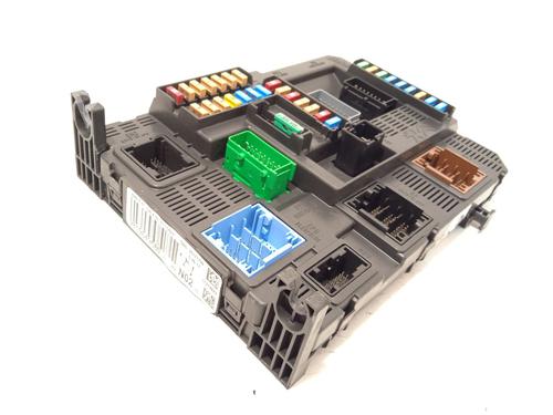 fuse-box-citroen-c4-cactus-2014-25626980 main image