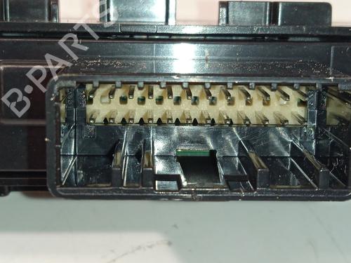 Switch RENAULT MEGANE IV Hatchback (B9A/M/N_) 1.3 TCe 140 (B9NB) | BP28153176I30 