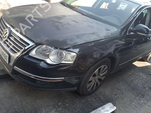 Right headlight VW PASSAT B6 Variant (3C5) 2.0 TDI 16V | BP28153166C29