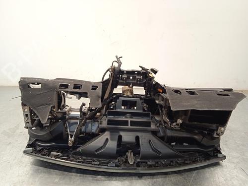 Dashboard PEUGEOT 208 II (UB_, UP_, UW_, UJ_) 1.2 PureTech 100 | BP30154889C46