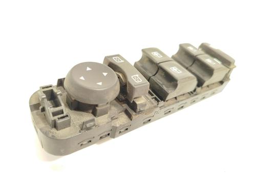 Used Left front window switch RENAULT MEGANE III Hatchback (BZ0/1_, B3_) 1.5 dCi (BZ09, BZ0D, BZ1W, BZ29, BZ14) (110 hp) 22133249
