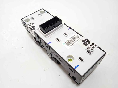 Left front window switch HYUNDAI i30 FASTBACK (PDE, PDEN) 1.0 T-GDI | BP16467417I27 - Image 4