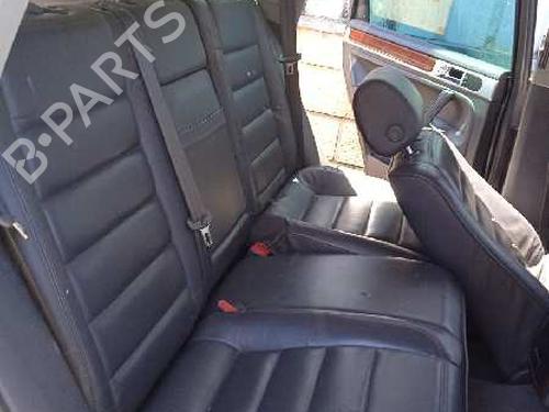 Left tailgate light VW TOUAREG (7LA, 7L6, 7L7) 5.0 V10 TDI | BP10178374C79 