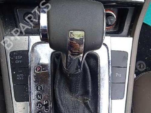 Left front fog light VW PASSAT B6 Variant (3C5) 2.0 TDI 16V | BP15800500C30 