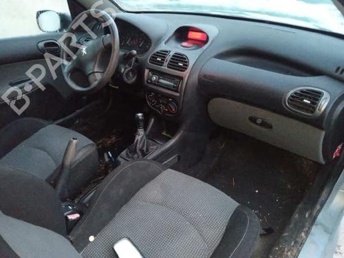 Left headlight PEUGEOT 206 CC (2D) 1.6 16V (2DNFUF, 2DNFUR) | BP16336276C28 