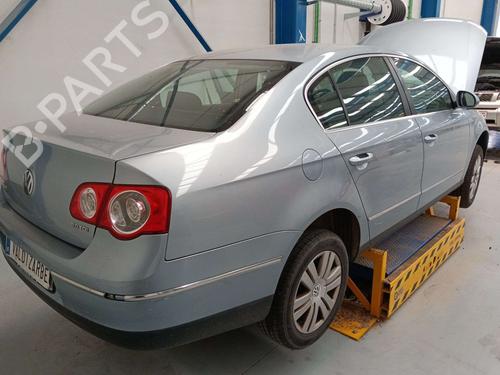 Left headlight VW PASSAT B6 (3C2) 2.0 TDI 16V | BP39436156C28 - Image 24