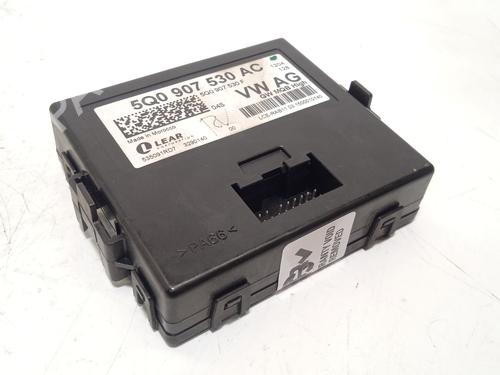 Used Electronic module SEAT LEON ST (5F8) 2.0 TDI (150 hp) 18263294