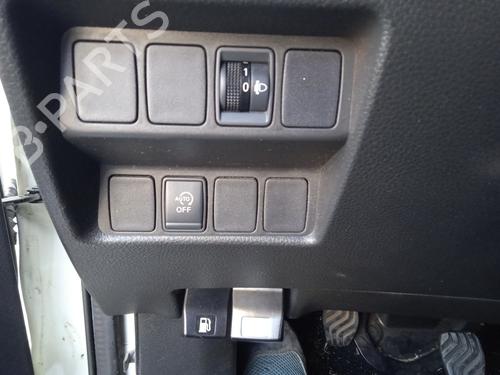 Klapa wlewu paliwa NISSAN QASHQAI II (J11, J11_) 1.5 dCi | BP29481569C131 