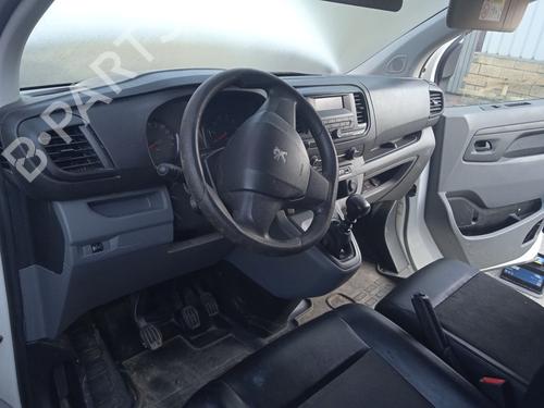 Left front steering knuckle PEUGEOT EXPERT Van (V_) 1.6 BlueHDi 115 | BP19792604M25 