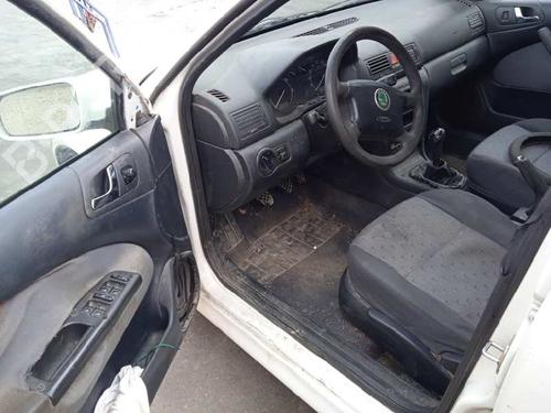 Right headlight SKODA OCTAVIA I (1U2) 1.9 TDI | BP11243104C29 