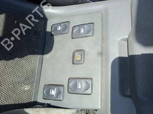 Rear left window mechanism LAND ROVER DISCOVERY II (L318) 2.5 Td5 4x4 | BP8300219C24 