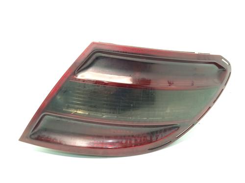 right-taillight-mercedes-benz-c-class-w204-2007-2008-2009-2010-2011-2012-2013-2014-2015-28139200 main image