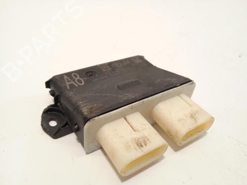 Used Electronic module Electronic module TOYOTA RAV 4 V (_A5_, _H5_) 2.5 Hybrid AWD (AXAP54, AXAP54L) (306 hp) 19450236 19450236