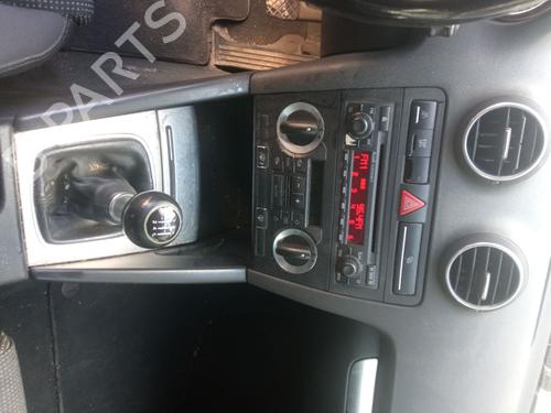 Left mirror AUDI A3 (8P1) 2.0 TDI 16V | BP18318575C26