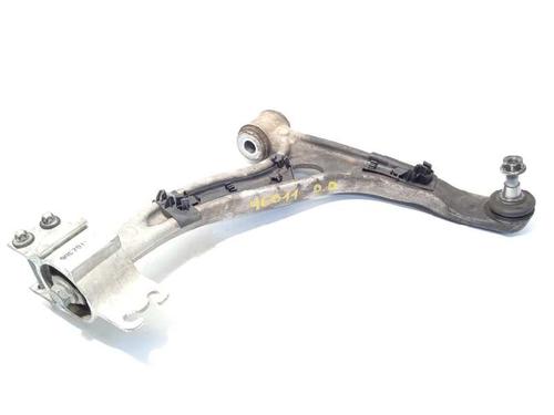 Used Right front suspension arm Right front suspension arm INFINITI Q30 1.6 (122 hp) 8322388 8322388