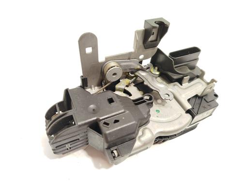 Used Rear left lock VOLVO V40 Hatchback (525) D2 (120 hp) 23547362