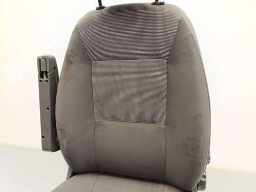 Left front seat PEUGEOT BOXER Bus 2.2 HDi 120 | BP39429446C15 - Image 4