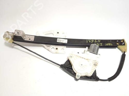Used Rear left window mechanism Rear left window mechanism 8243722 8243722