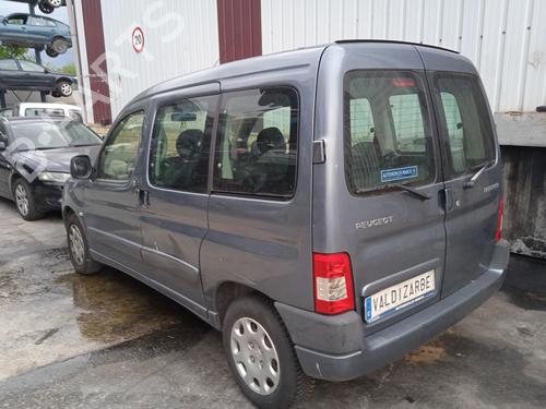 Front bumper PEUGEOT PARTNER MPV (5_, G_) 1.6 HDi 75 | BP28450797C7 