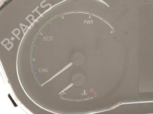 Instrument cluster TOYOTA YARIS (_P13_) 1.5 Hybrid (NHP130_, NHP130) | BP9667424C47 