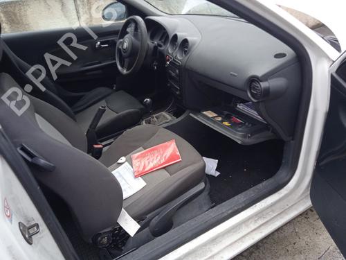 Right front fenders SEAT IBIZA III (6L1) 1.9 SDI | BP21094273C42