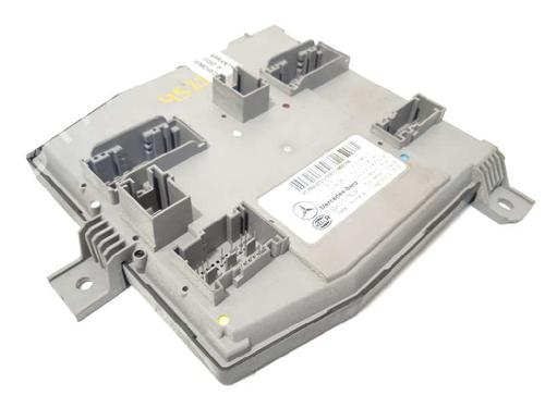 Used Fuse box Fuse box MERCEDES-BENZ E-CLASS T-Model (S213) E 220 d (213.204) (194 hp) 7921701 7921701