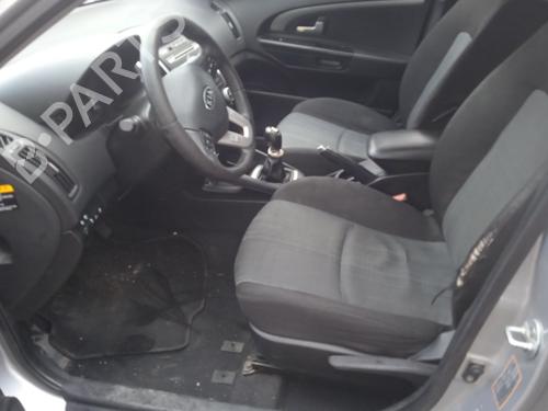 Rudehejsemekanisme Højre bagtil KIA CEE'D Hatchback (ED) 1.6 CRDi 115 | BP28544182C25 