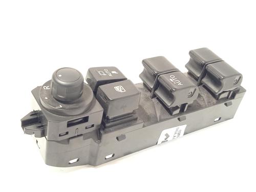 Przełącznik szyby przedniej lewej MAZDA CX-3 (DK) 2.0 SKYACTIV-G | BP30319784I27