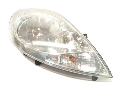 Used Right headlight Right headlight NISSAN PRIMASTAR Van (X83) 2.0 dCi 115 (114 hp) 33951878 33951878