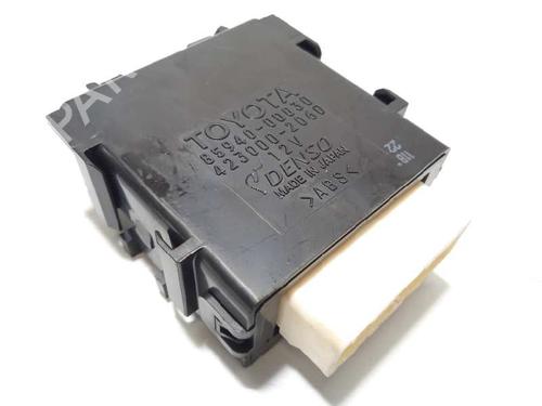 Used Electronic module TOYOTA YARIS (_P13_) 1.5 Hybrid (NHP130_) (101 hp) 15411744